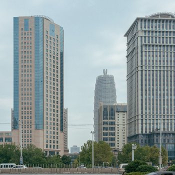 郑州常自在公寓(欢乐岛分店)