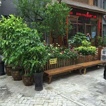凤城东汤顺鹏疗养洗浴中心客房