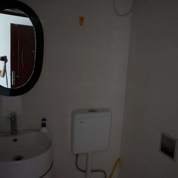 广州小妮子特色民宿(路莱诗顿分店)酒店提供图片