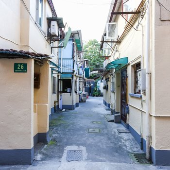 上海美居民宿(乌鲁木齐中路店)酒店提供图片