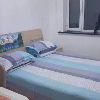 额济纳旗胡杨宜家民宿