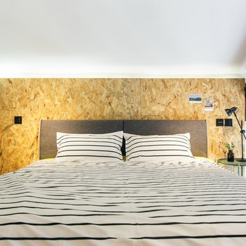 青岛Demo 一首未完的歌特色民宿(莱阳路分店)酒店提供图片