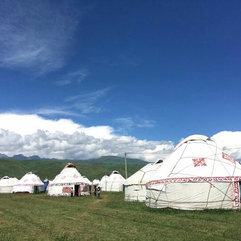 那拉提拜依盖托别村天空之城旅游农民专业合作社