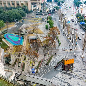 重庆重庆温馨复式花园公寓(九点利时尚街店)酒店提供图片