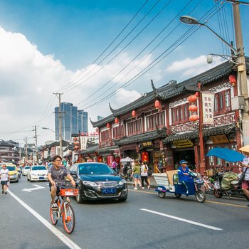 上海Robert特色民宿(延安东路辅路分店)酒店提供图片