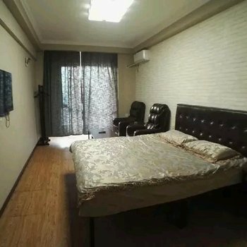 鞍山香格里日租公寓酒店提供图片