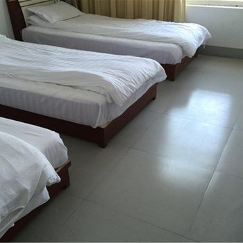 新安龙潭峡奇皇宾馆酒店提供图片