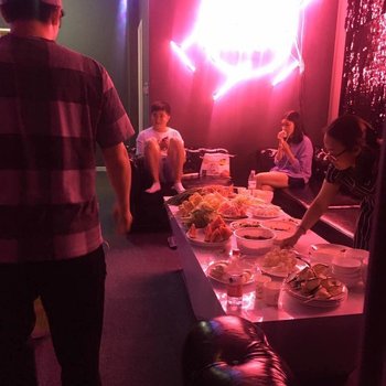 上海上海N202轰趴馆(铜川路店)酒店提供图片