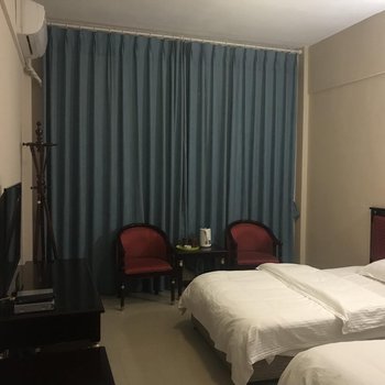 理县定兴商务酒店
