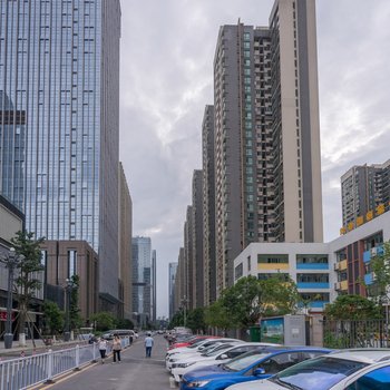 贵阳途掌柜·路奇公寓(上寨村分店)