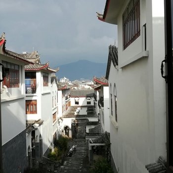 腾冲桃乐林客栈