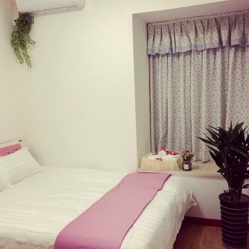 成都尹含爱旅行特色民宿(二仙桥东路分店)酒店提供图片