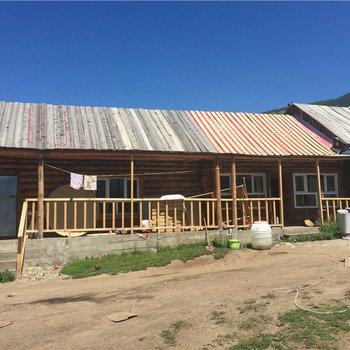 喀纳斯苏力德家访山庄