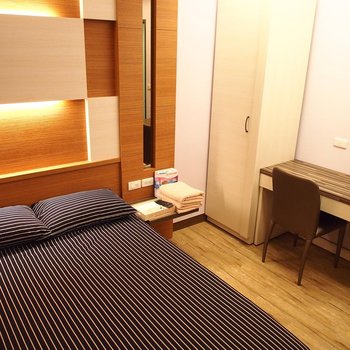 台中逢甲之星快捷旅店