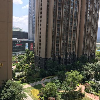 昆明小飞象公寓(春城公园分店)
