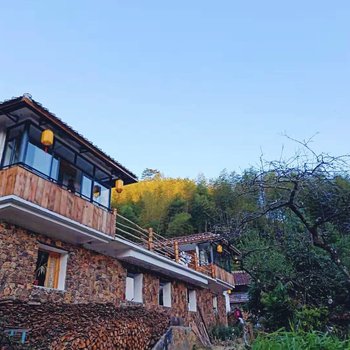 南昆山三径山居民宿
