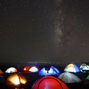敦煌沙哩哇国际沙漠露营基地酒店提供图片