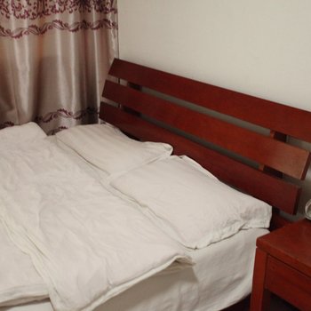 ���Ƹ۷�˧���ݾƵ��ṩͼƬ