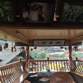 雷山农民画家枫香阁(时尚假日雷山分店)酒店提供图片