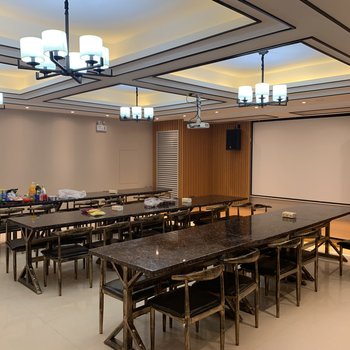 宁波鸣人度假别墅(启明路分店)酒店提供图片