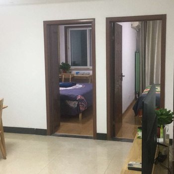 北京米仓公寓(红园胡同分店)