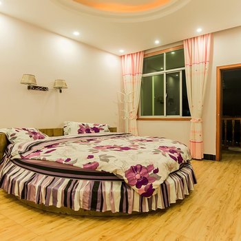 凤凰金三角客栈酒店提供图片