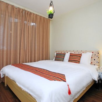 重庆time特色民宿(嘉陵新路分店)酒店提供图片