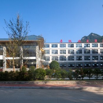 光雾山丹枫观光酒店