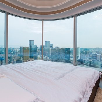 成都270度全落地窗观景房普通公寓酒店提供图片