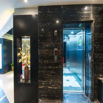 西安微少爷智慧酒店(钟鼓楼回民街店)酒店提供图片