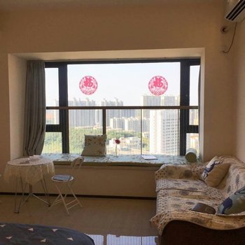 信阳临高铁酒店式公寓(新七大道辅路分店)酒店提供图片