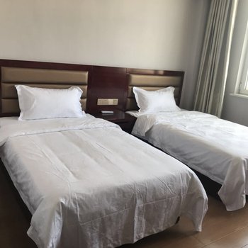 格尔木蓝恒卡车文化主题酒店