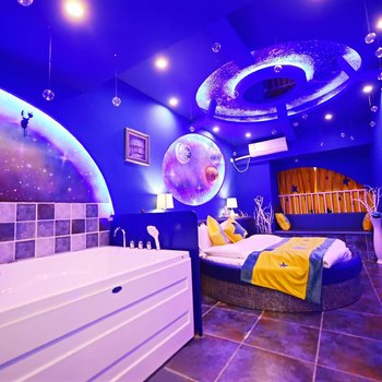 奇幻度假屋(重庆观音桥九街店)