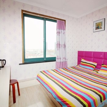 青岛栈桥时尚度假日租房酒店提供图片