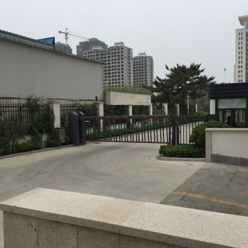 威海吴筱公寓(威海半岛美术馆分店)