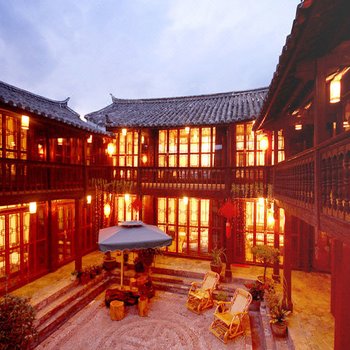 丽江古城红花会馆