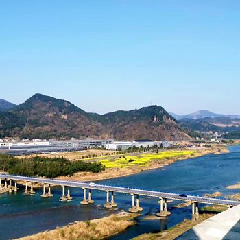 水岸居度假别墅(桐庐柴中线店)