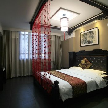 凤凰玉景阁酒店提供图片