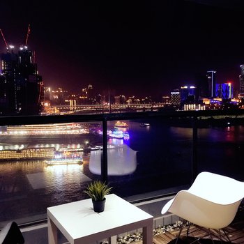 重庆MY HOME 南滨路上的奢华公寓酒店提供图片