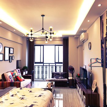 重庆邂舍民宿(南北大道店)酒店提供图片