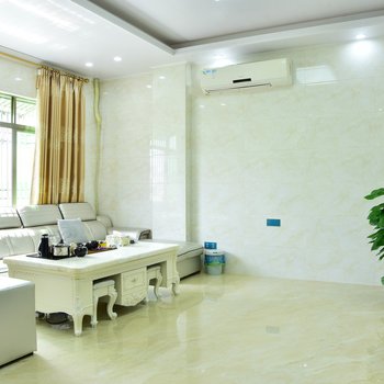 汕尾童衍斌公寓(2号店)酒店提供图片