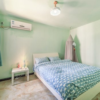 重庆一米阳光浪漫江景房普通公寓酒店提供图片