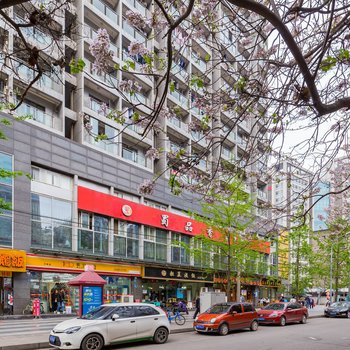 成都路客复式(分店)酒店提供图片