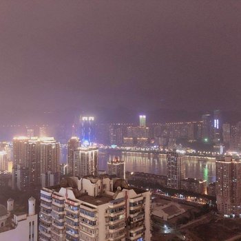 重庆大懒虫是个话痨鬼公寓(江海轩度假村分店)