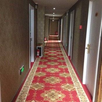 秦鼎精铸附近酒店