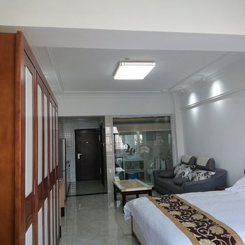 德宏卢泰盛苑高级主题公寓酒店提供图片
