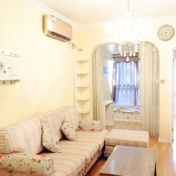 成都文艺少女之家普通公寓酒店提供图片