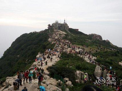 【泰安泰山顶仙居宾馆】地址:泰山区泰山山顶南天门5