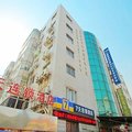 7天连锁酒店(上海陆家嘴八佰伴浦电路地铁站店)外观图 7天连锁酒店(上海陆家嘴八佰伴浦电路地铁站店)外观图