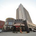 镇江君临东方大酒店外观图 镇江君临东方大酒店外观图
